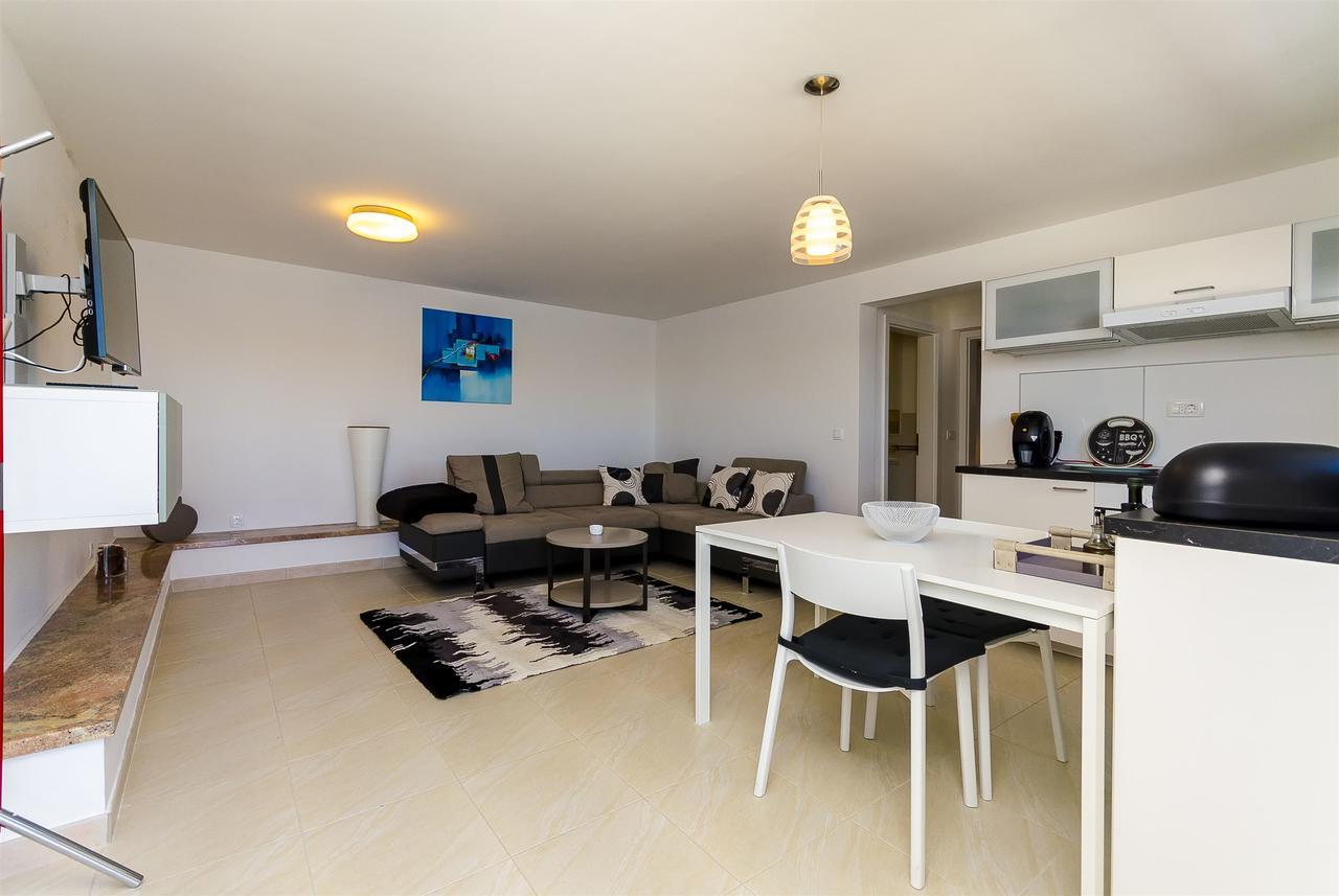 Apartment Mirjana Рогозница Экстерьер фото